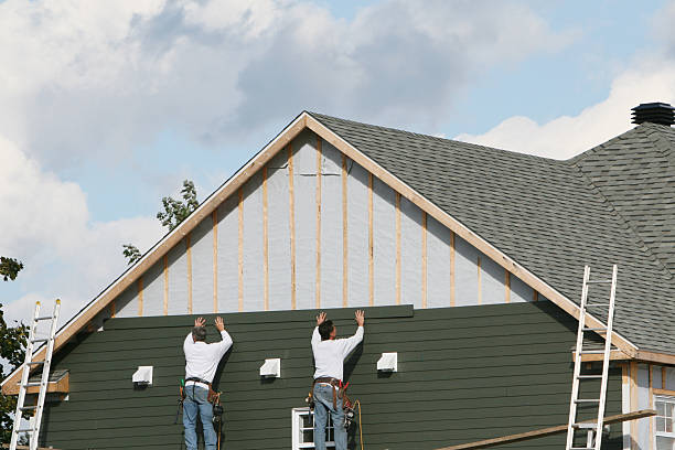 Professional Siding Contractor technician working in Simsbury, CT